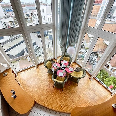 Urlaub Direkt In Der City Marina Куксхафен Экстерьер фото